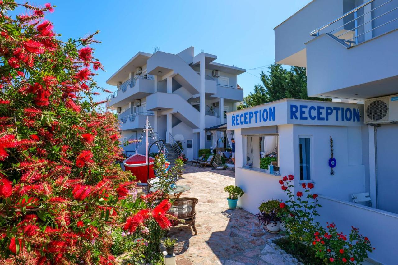 Hotel Two Mermaids Ksamil Exterior foto